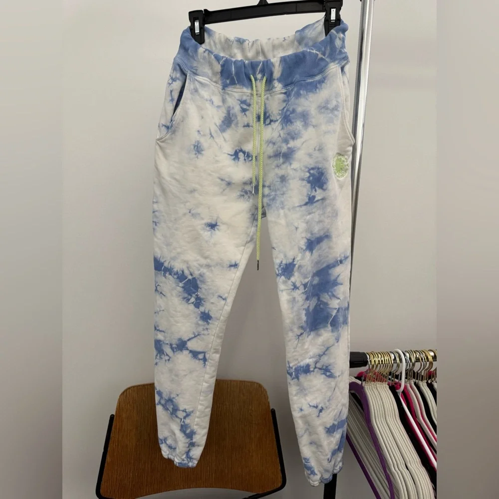 FULL SET Daydreamer tie-dye sweatsuit - Picture 2 of 7